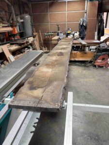 nieuwe trap met maatkasten